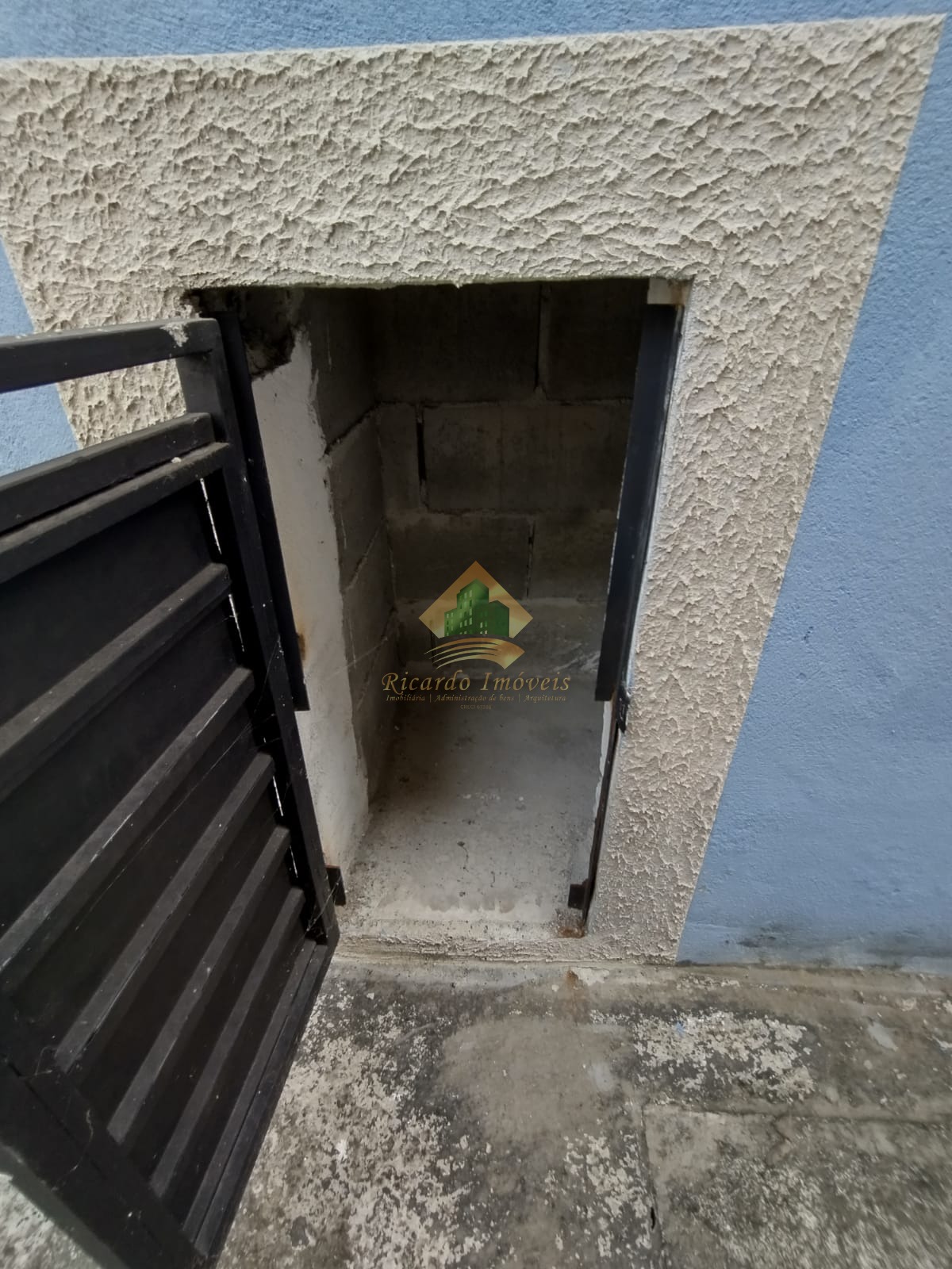 Linda casa geminada no bairro sumidouro (jardim Ubatuba sp )