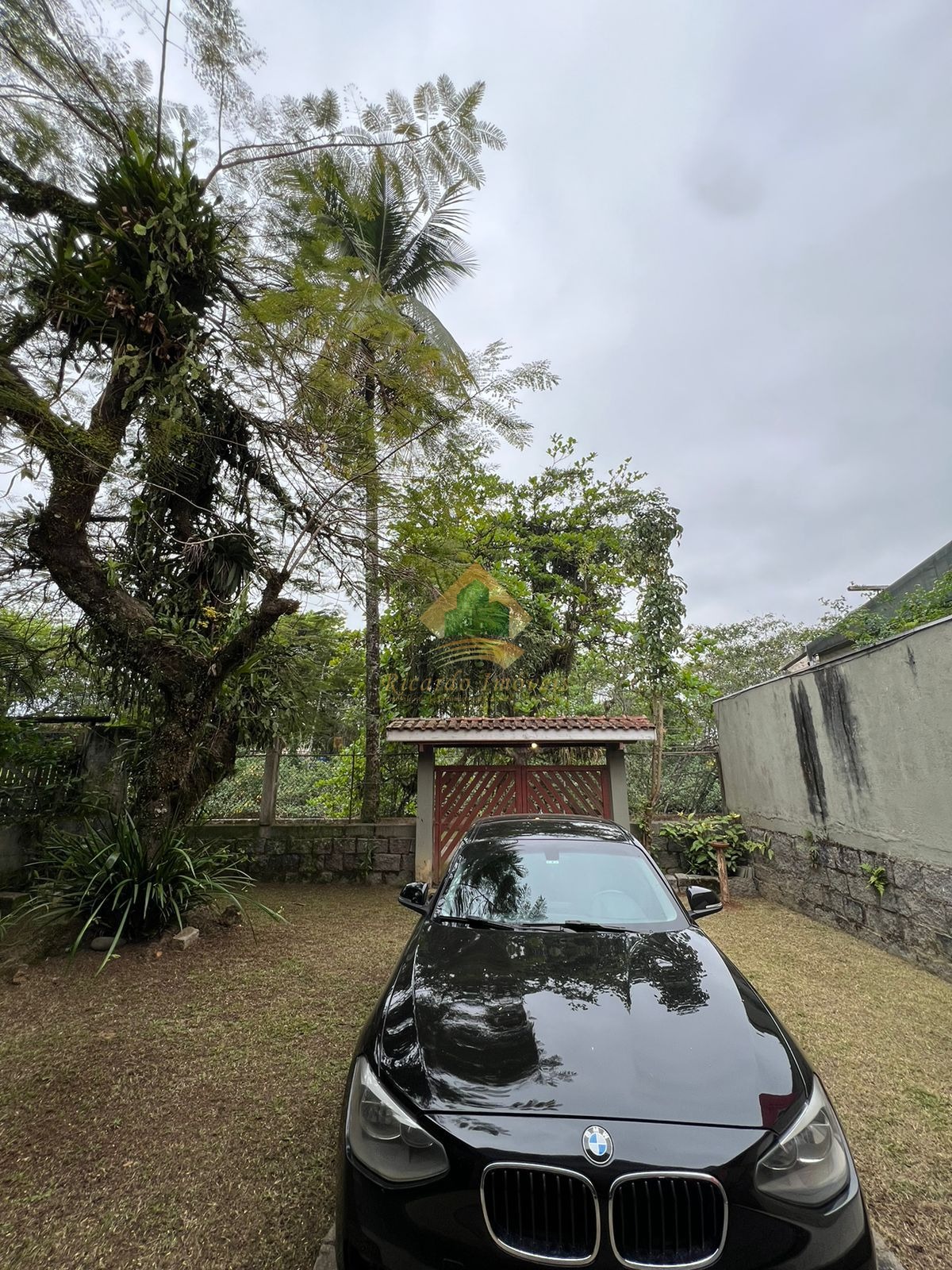 Magnifica casa na barra da lagoa , próximo da rua guarani cercada dos melhores restaurantes
