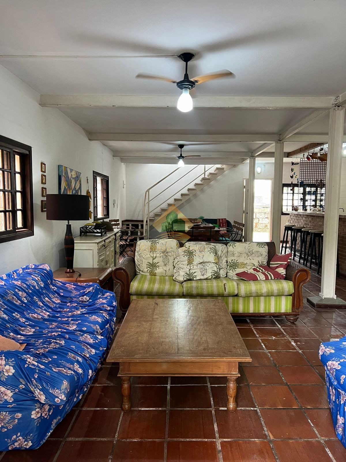 Magnifica casa na barra da lagoa , próximo da rua guarani cercada dos melhores restaurantes