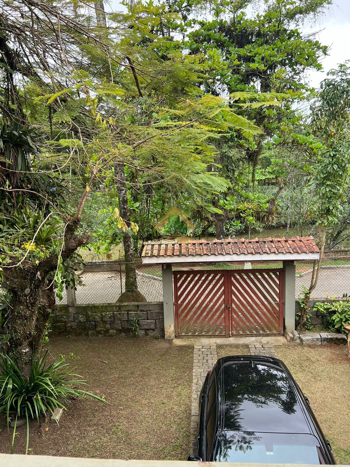 Magnifica casa na barra da lagoa , próximo da rua guarani cercada dos melhores restaurantes