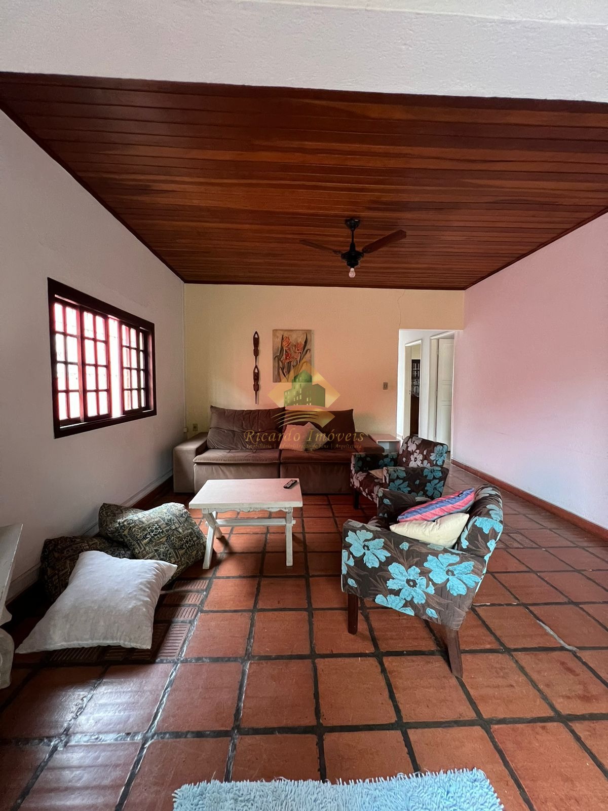 Magnifica casa na barra da lagoa , próximo da rua guarani cercada dos melhores restaurantes