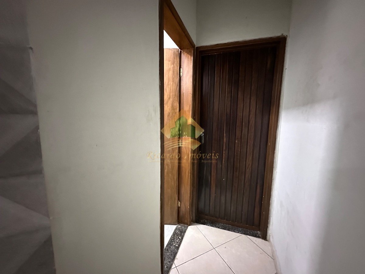 Casa à venda com 3 quartos, 120m² - Foto 16