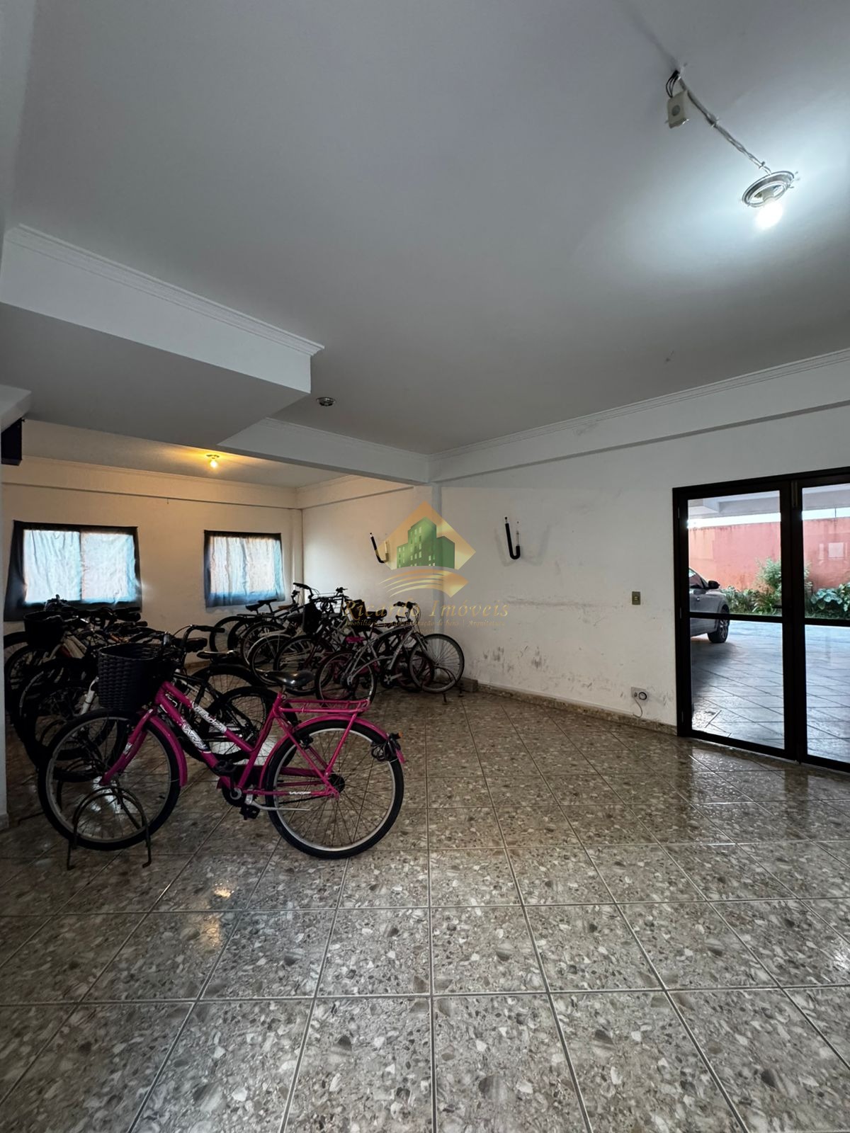Apartamento, 1 quarto, 71 m² - Foto 2