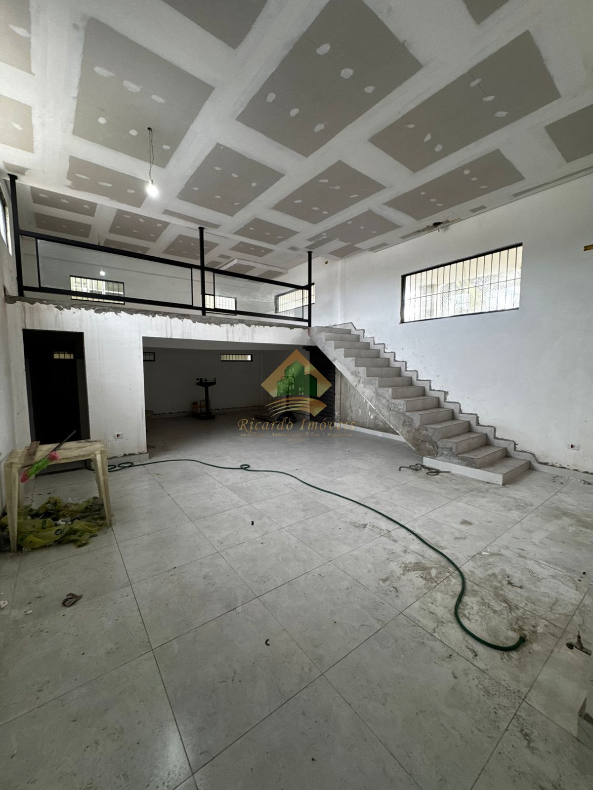 Loja-Salão, 150 m² - Foto 1