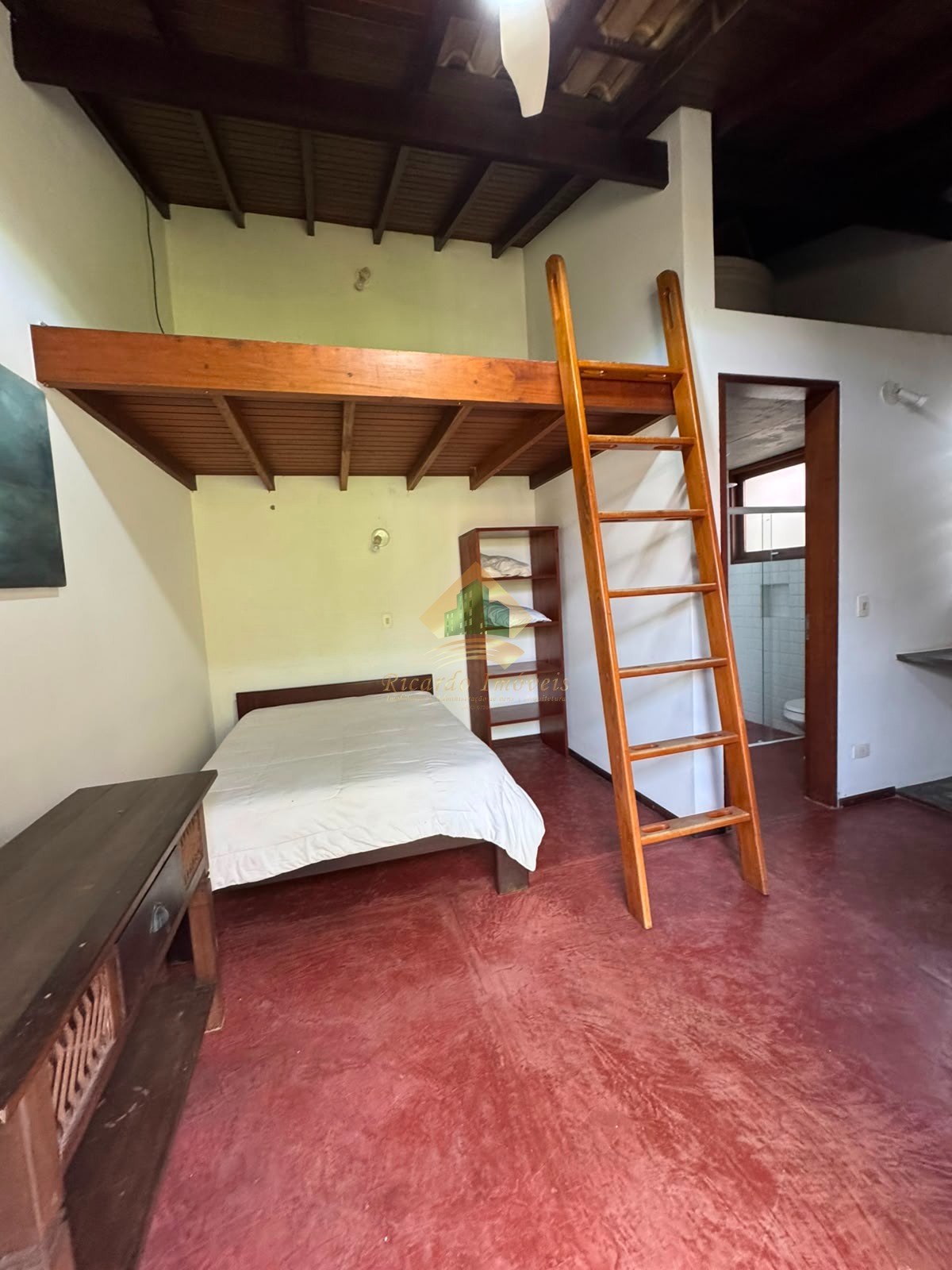 Belíssima Casa em Localização Privilegiada