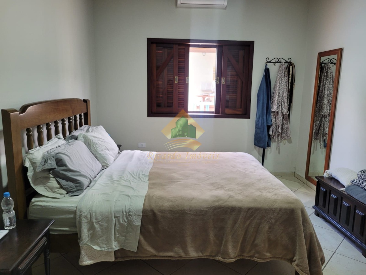 Casa, 3 quartos, 189 m² - Foto 23