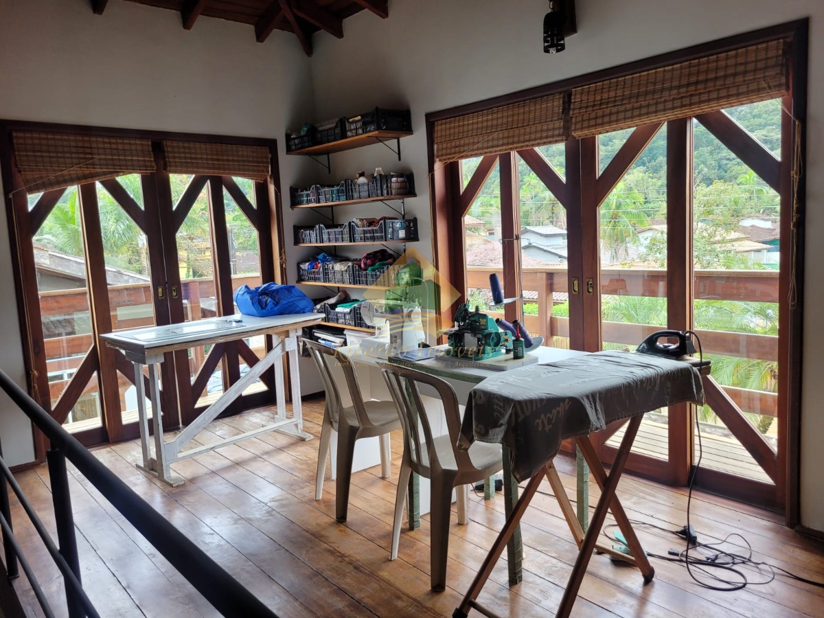 Casa, 3 quartos, 189 m² - Foto 30