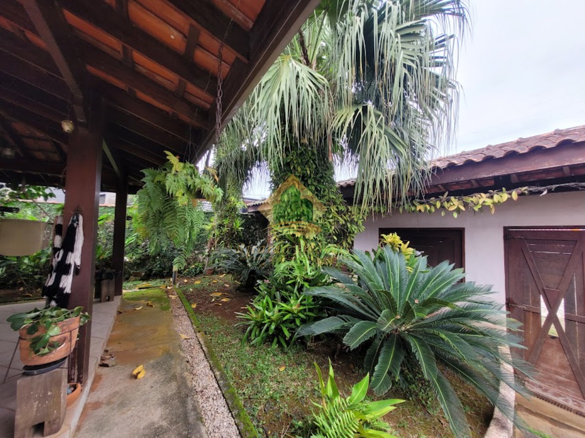 Casa, 5 quartos, 213 m² - Foto 4