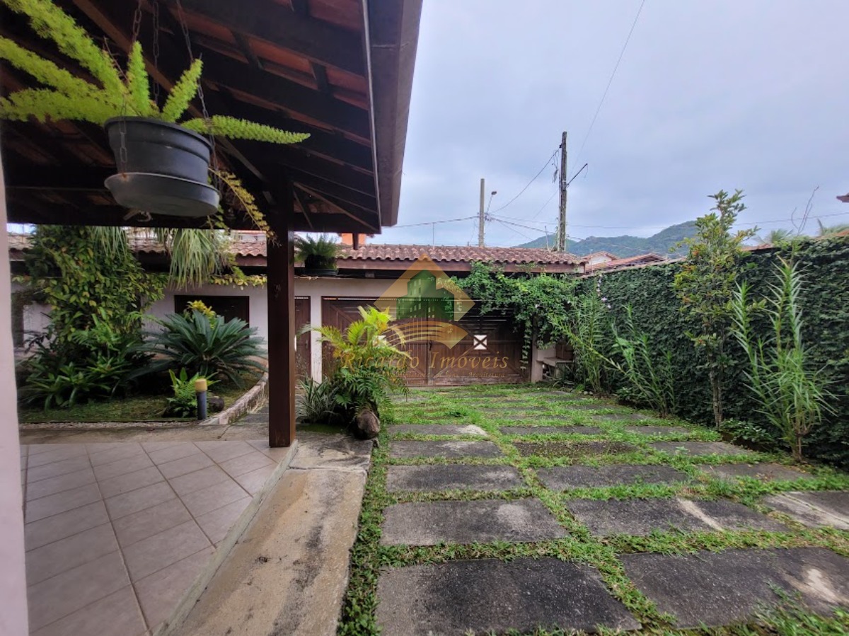 Casa, 5 quartos, 213 m² - Foto 3