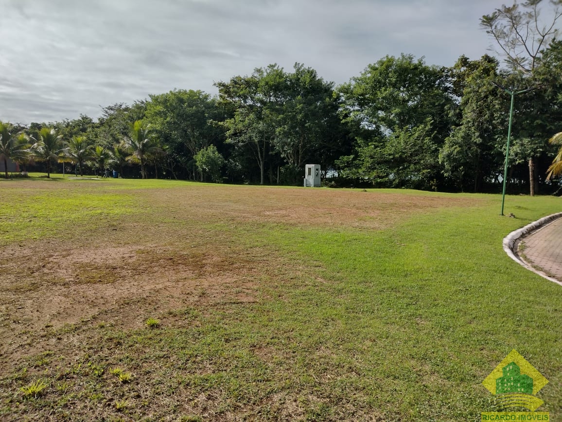 Terreno em condominio de alto padrao pé na areia