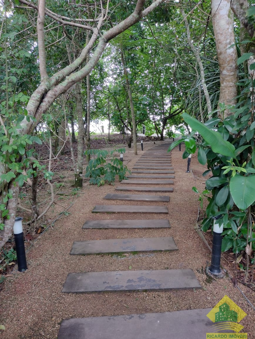 Terreno em condominio de alto padrao pé na areia