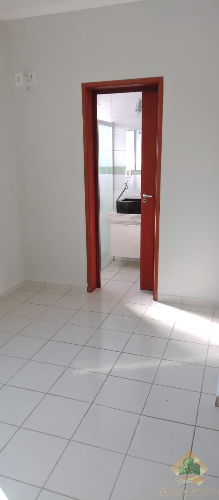 Linda cobertura duplex no centro