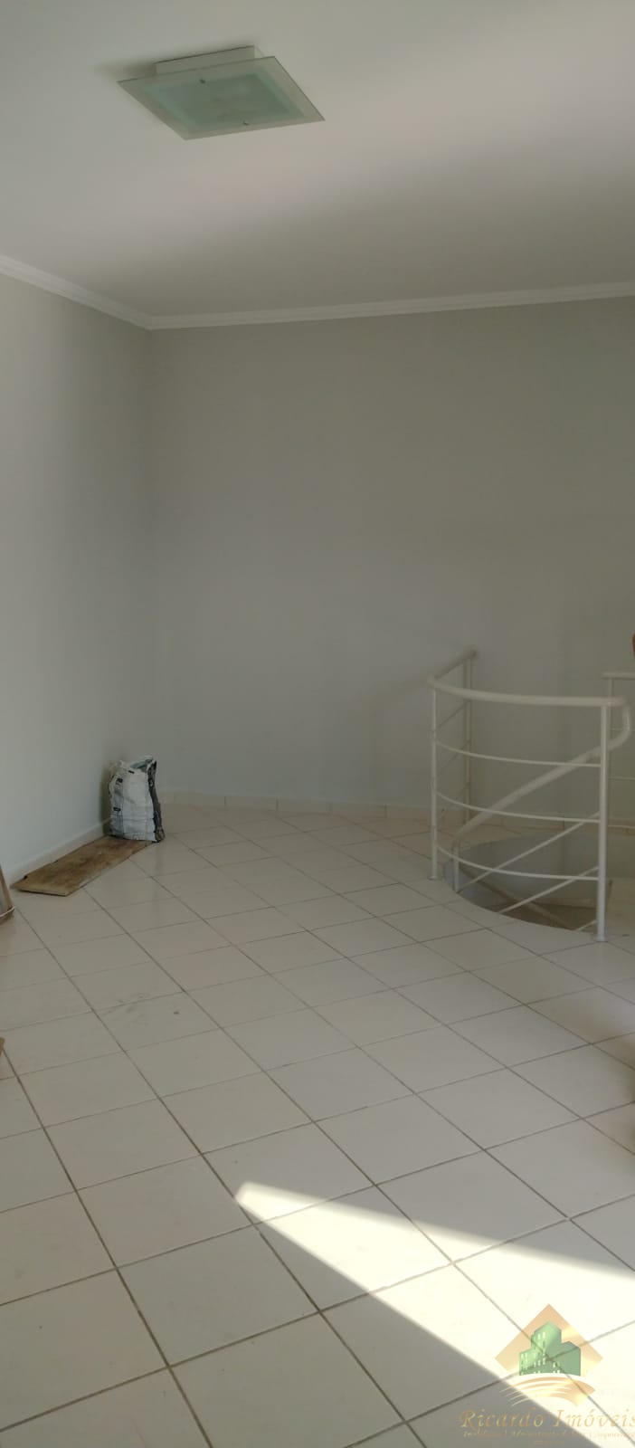 Linda cobertura duplex no centro