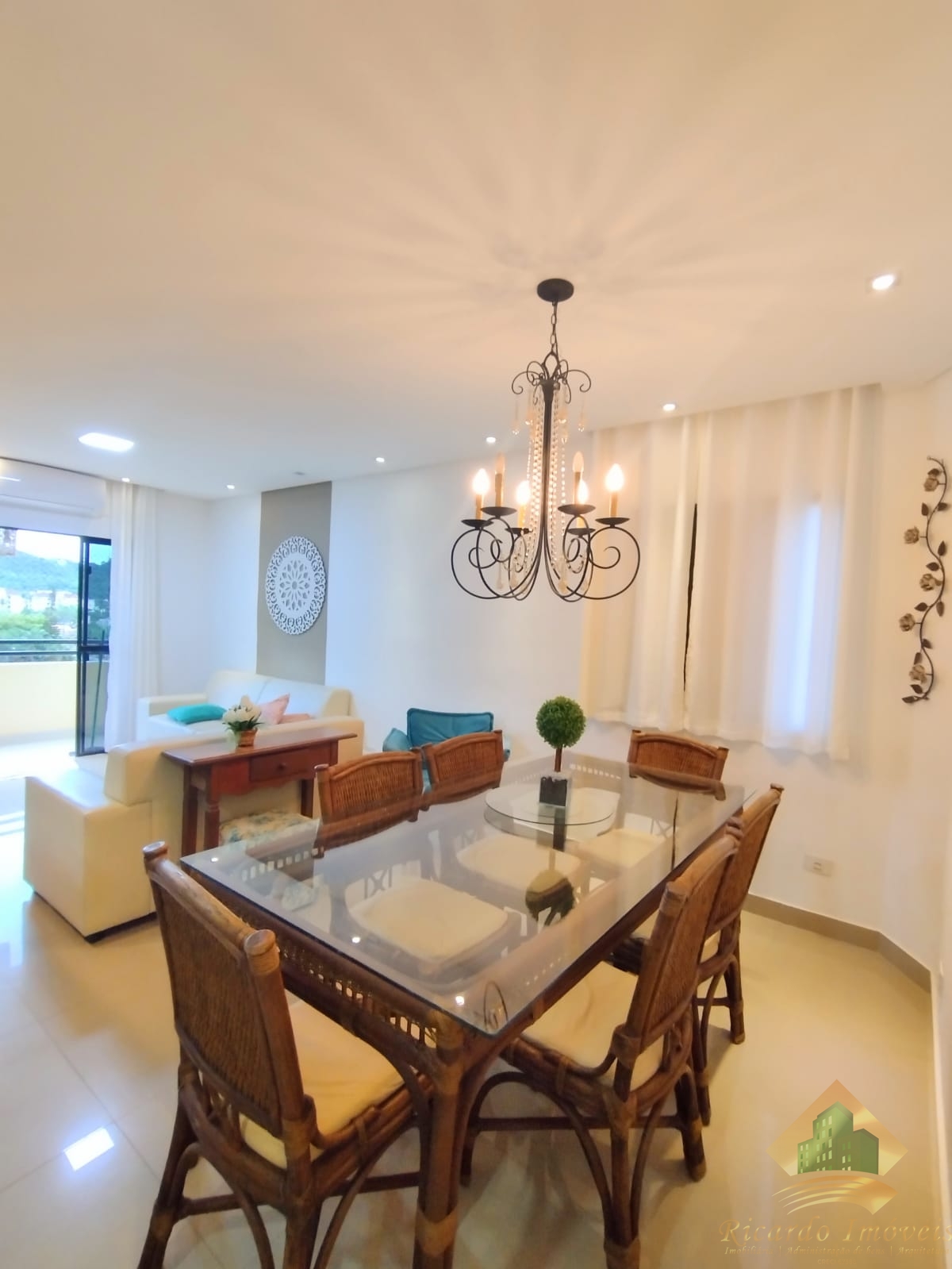 Belíssima cobertura duplex nas toninhas