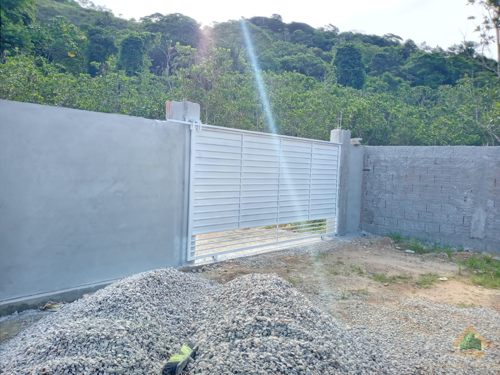 Casa em fase de acabamento excelente oportunidade.