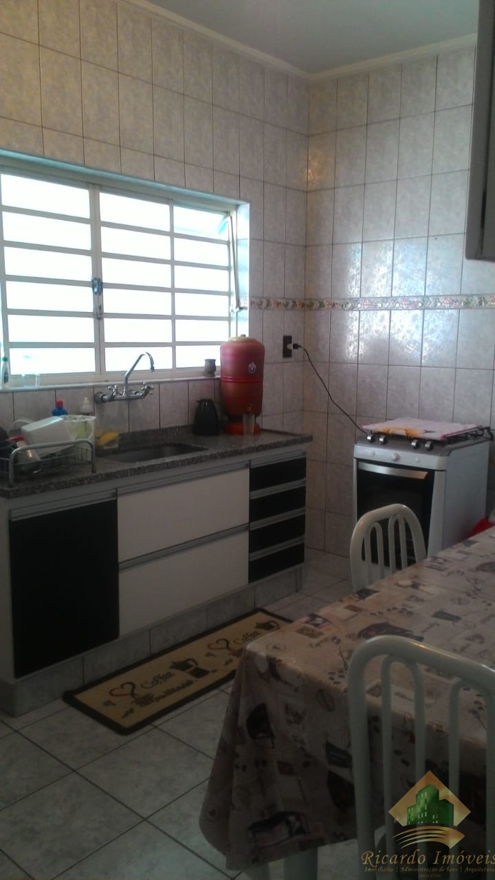 Casa 4 dormitórios sobrado em guaratinguetá