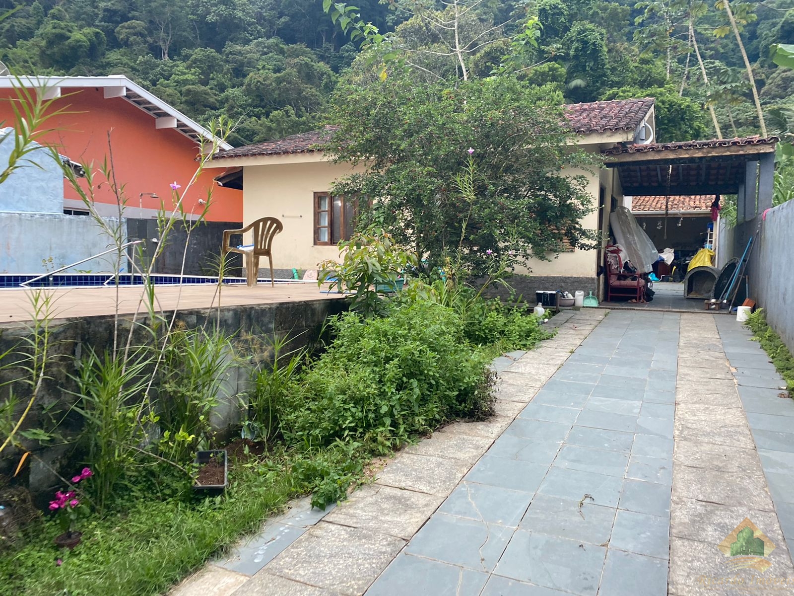 Casa linda em condomínio caraguatatuba