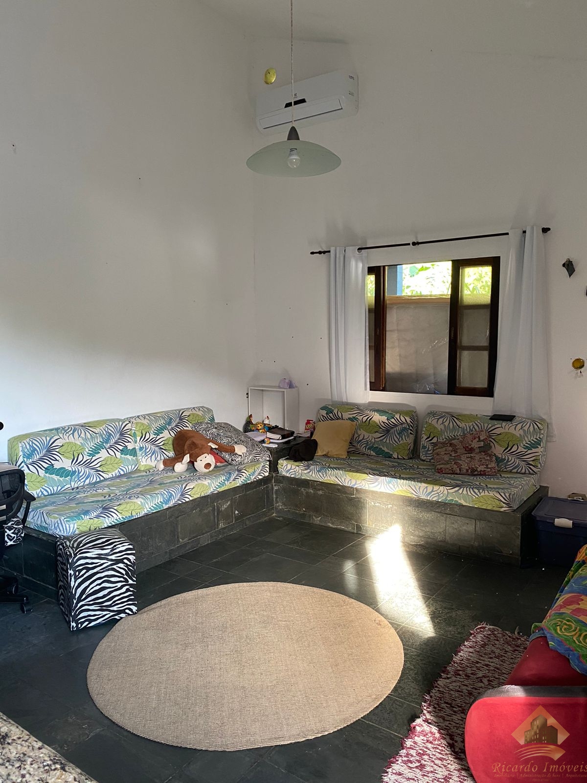 Casa linda em condomínio caraguatatuba