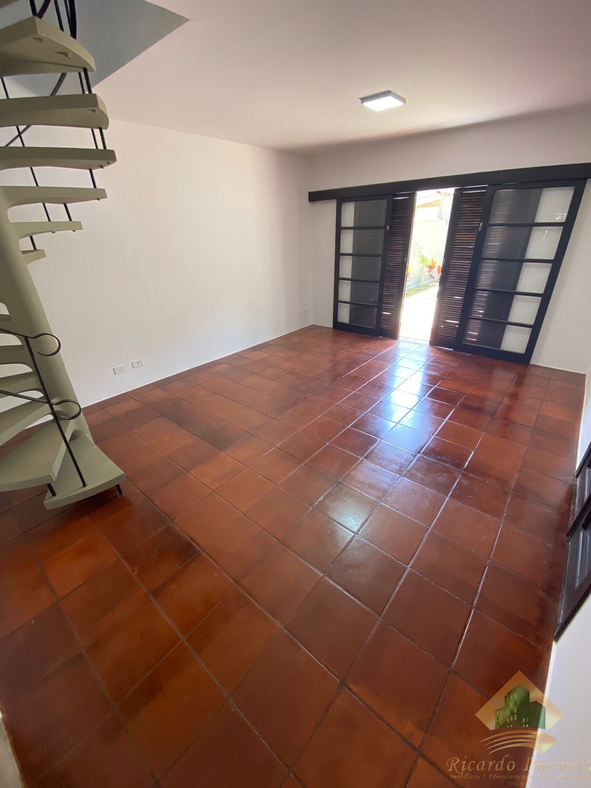Excelente imóvel residencial tipo sobrado