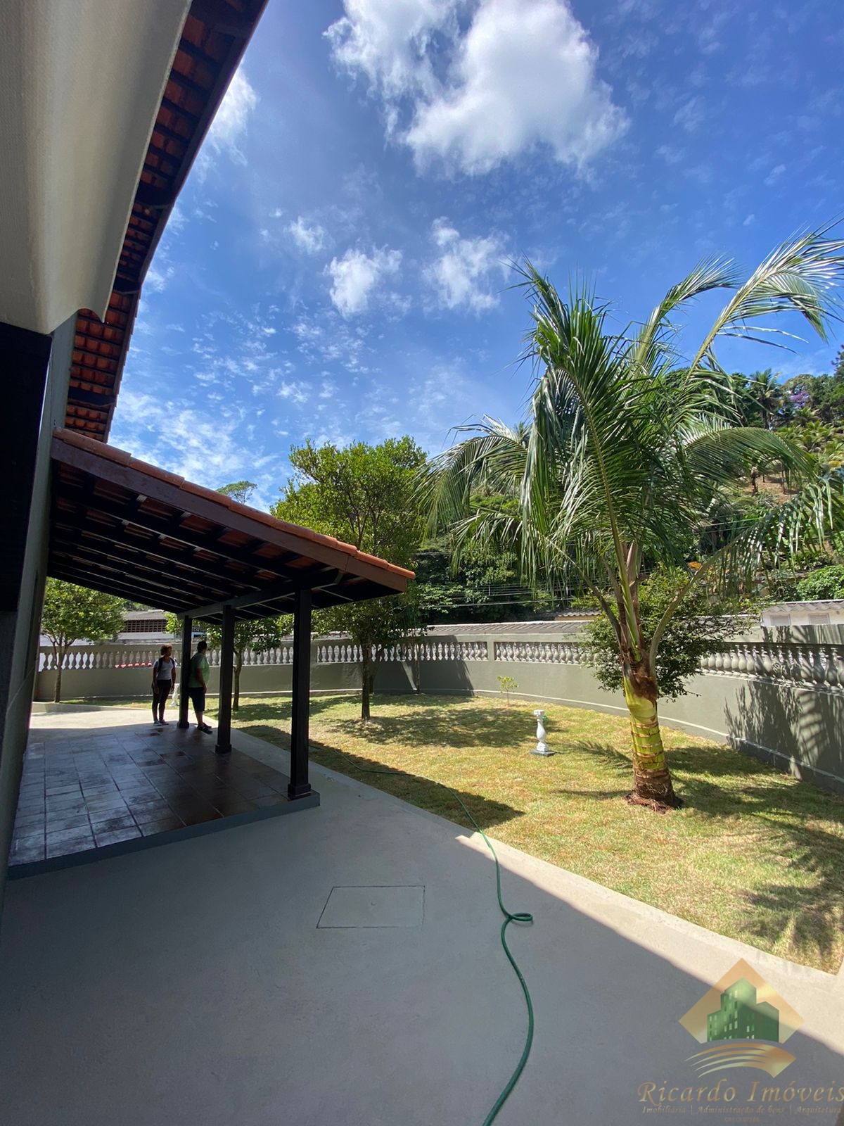 Excelente imóvel residencial tipo sobrado
