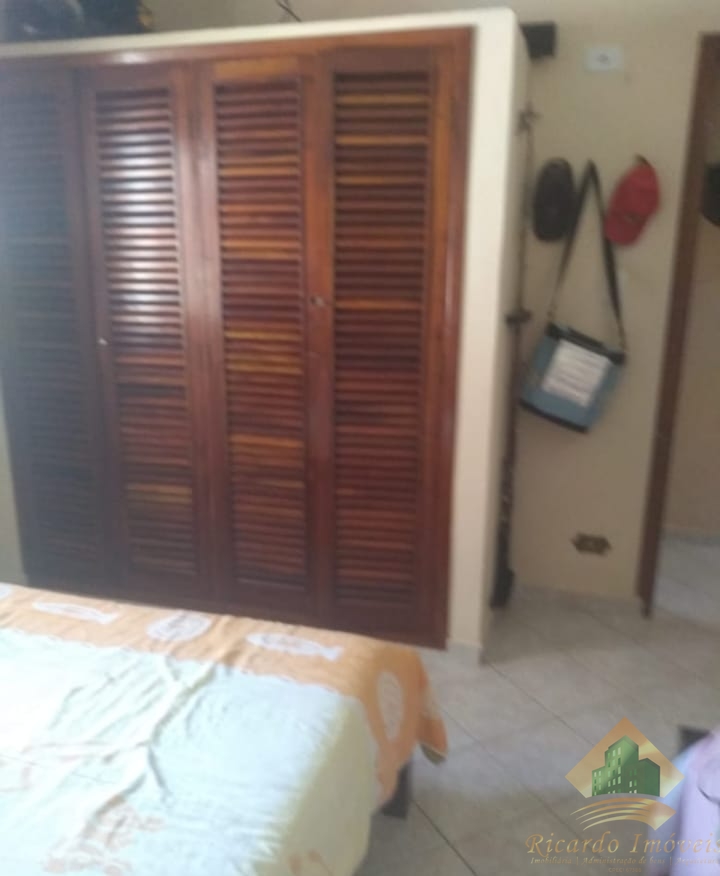 Casa com 3 dormitórios, pereque açu.