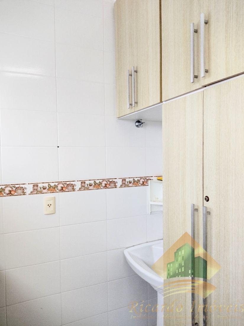 Cobertura duplex na praia grande 300 metros da praia
