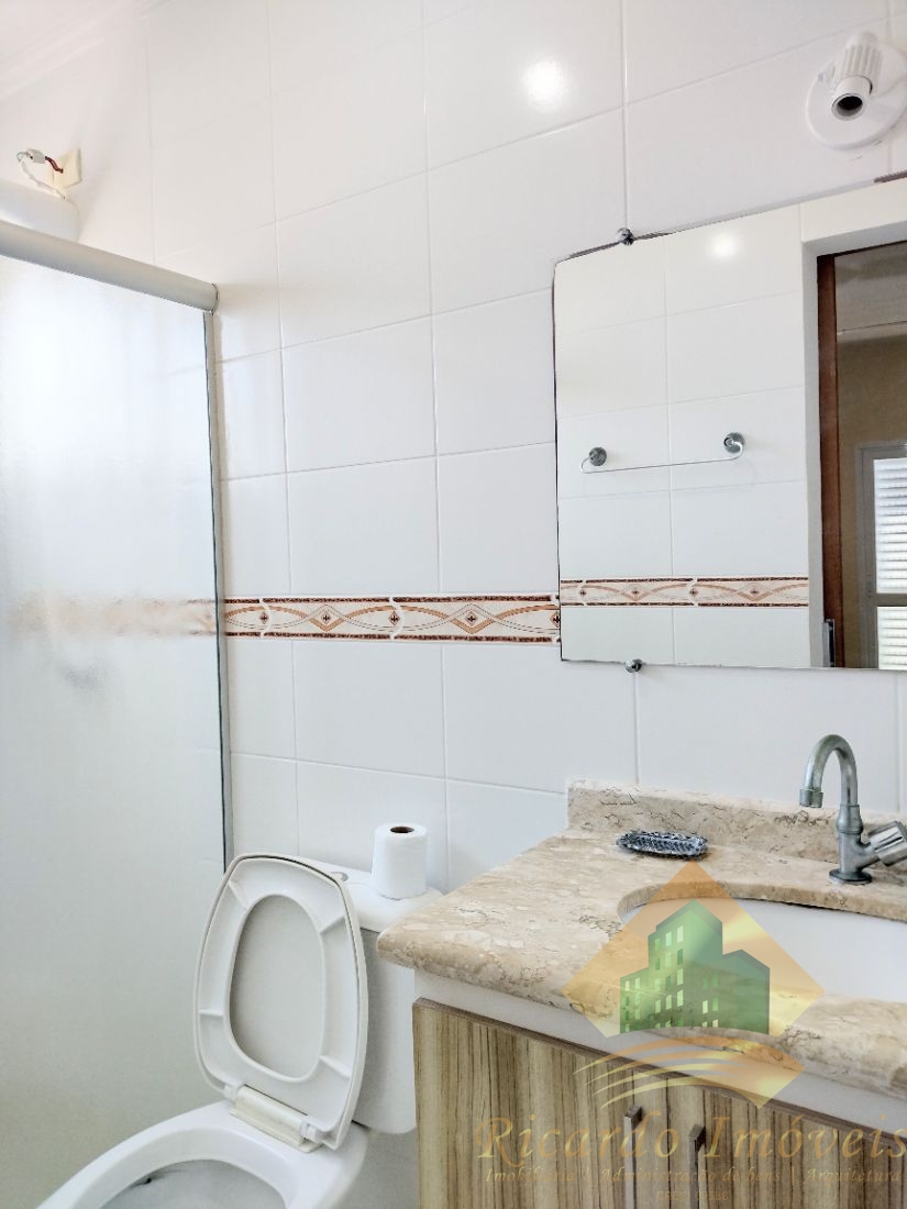 Cobertura duplex na praia grande 300 metros da praia