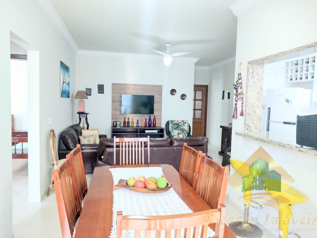 Apartamento lindo de três dormitórios na praia grande