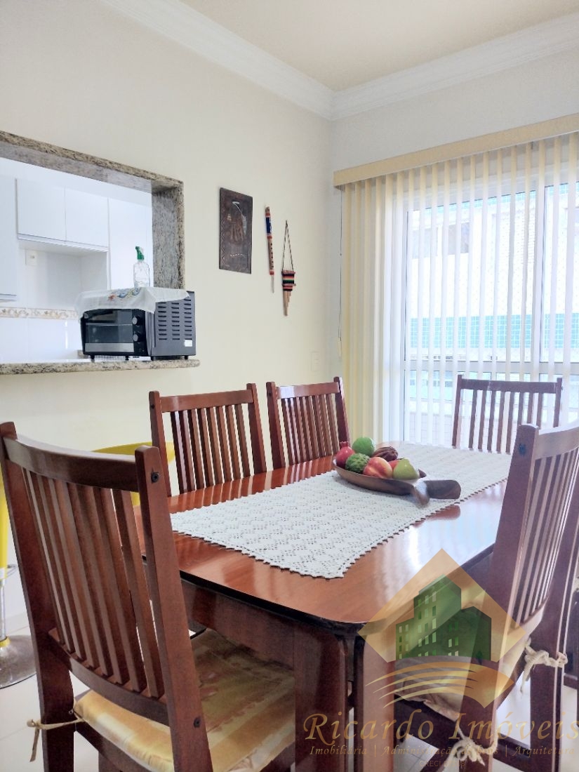 Apartamento lindo de três dormitórios na praia grande
