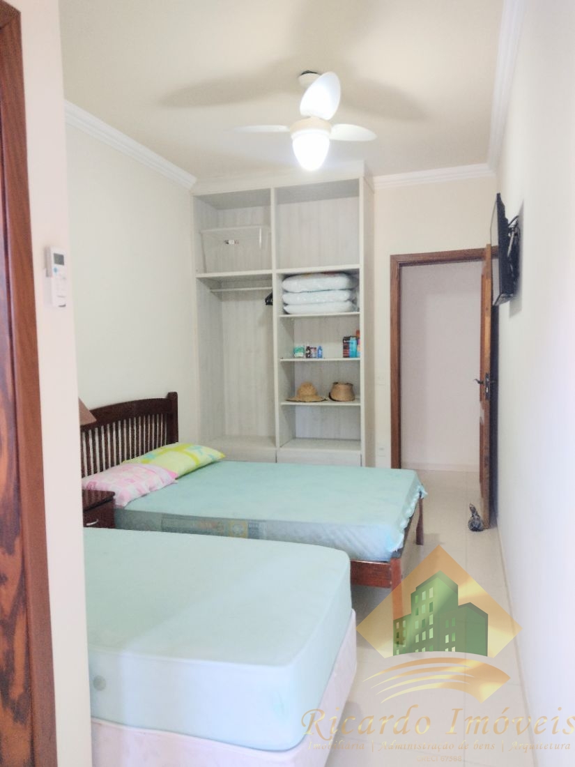 Apartamento lindo de três dormitórios na praia grande