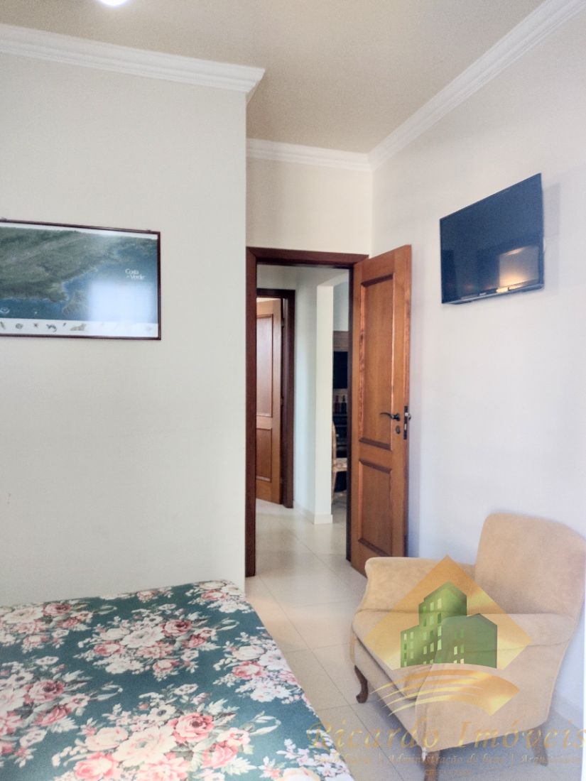 Apartamento lindo de três dormitórios na praia grande