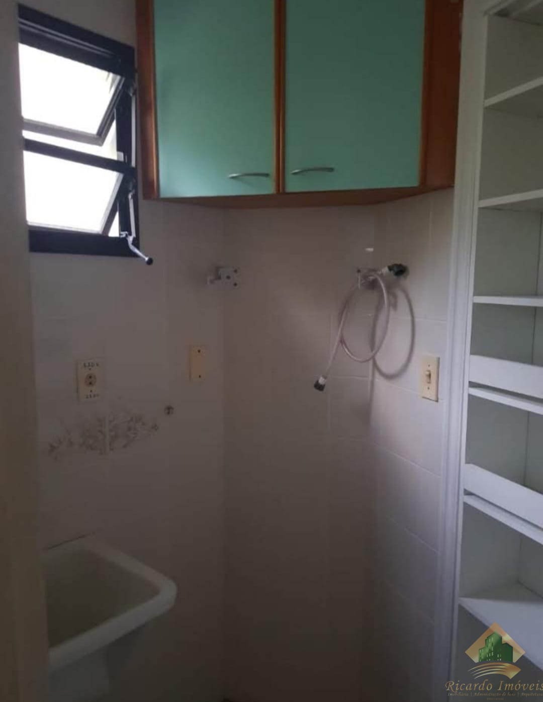 Ótimo apartamento nas toninhas.