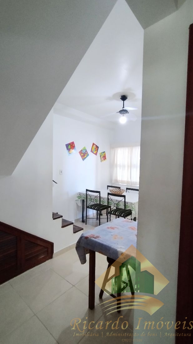 Cobertura duplex mobiliada na praia grande