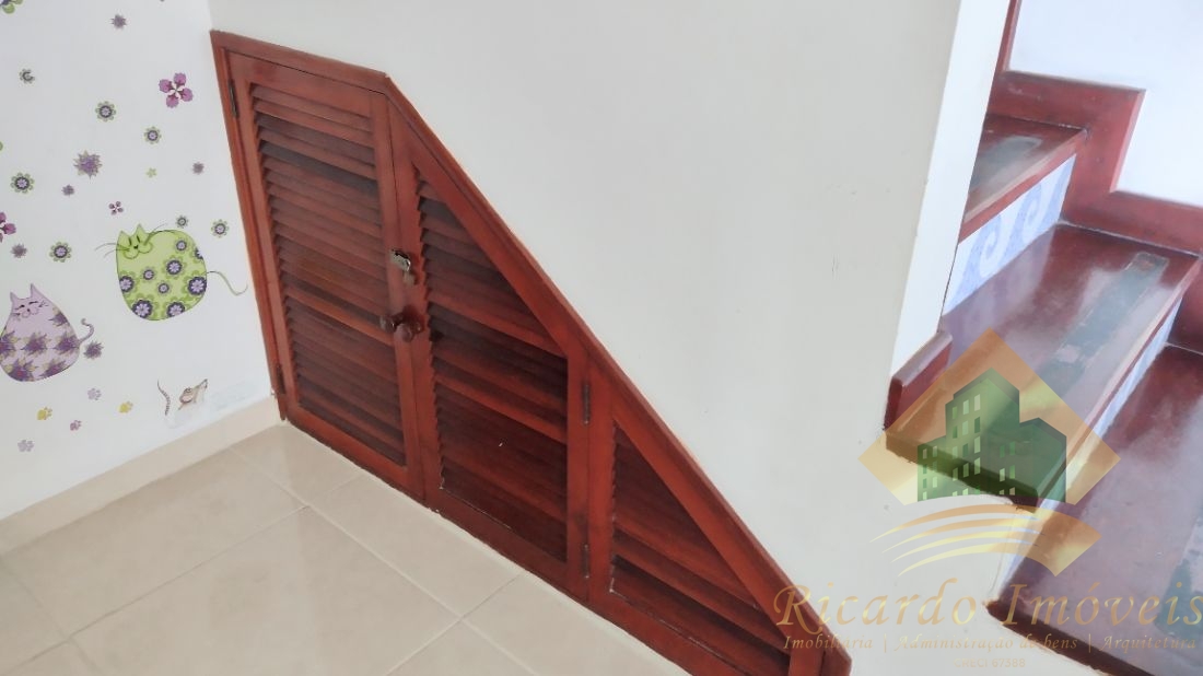 Cobertura duplex mobiliada na praia grande
