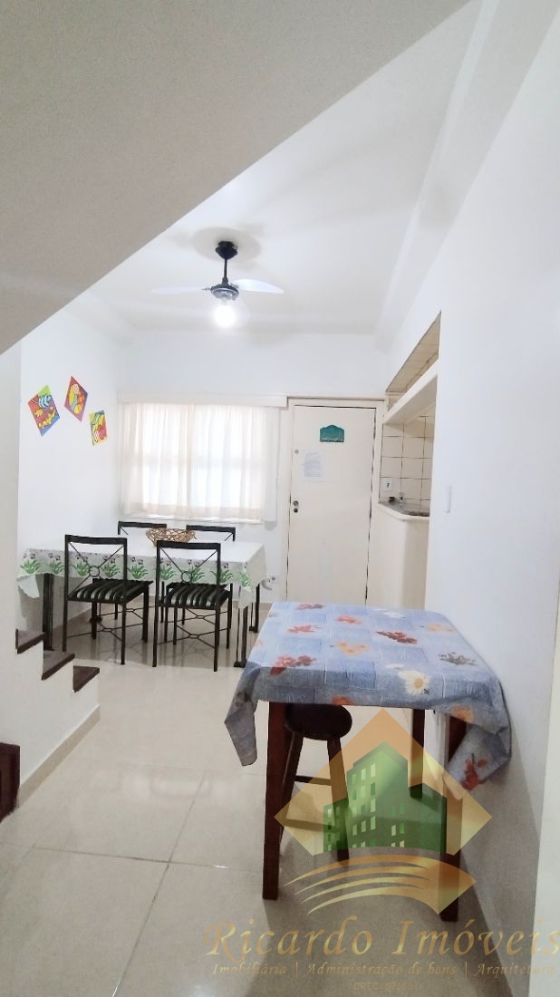 Cobertura duplex mobiliada na praia grande