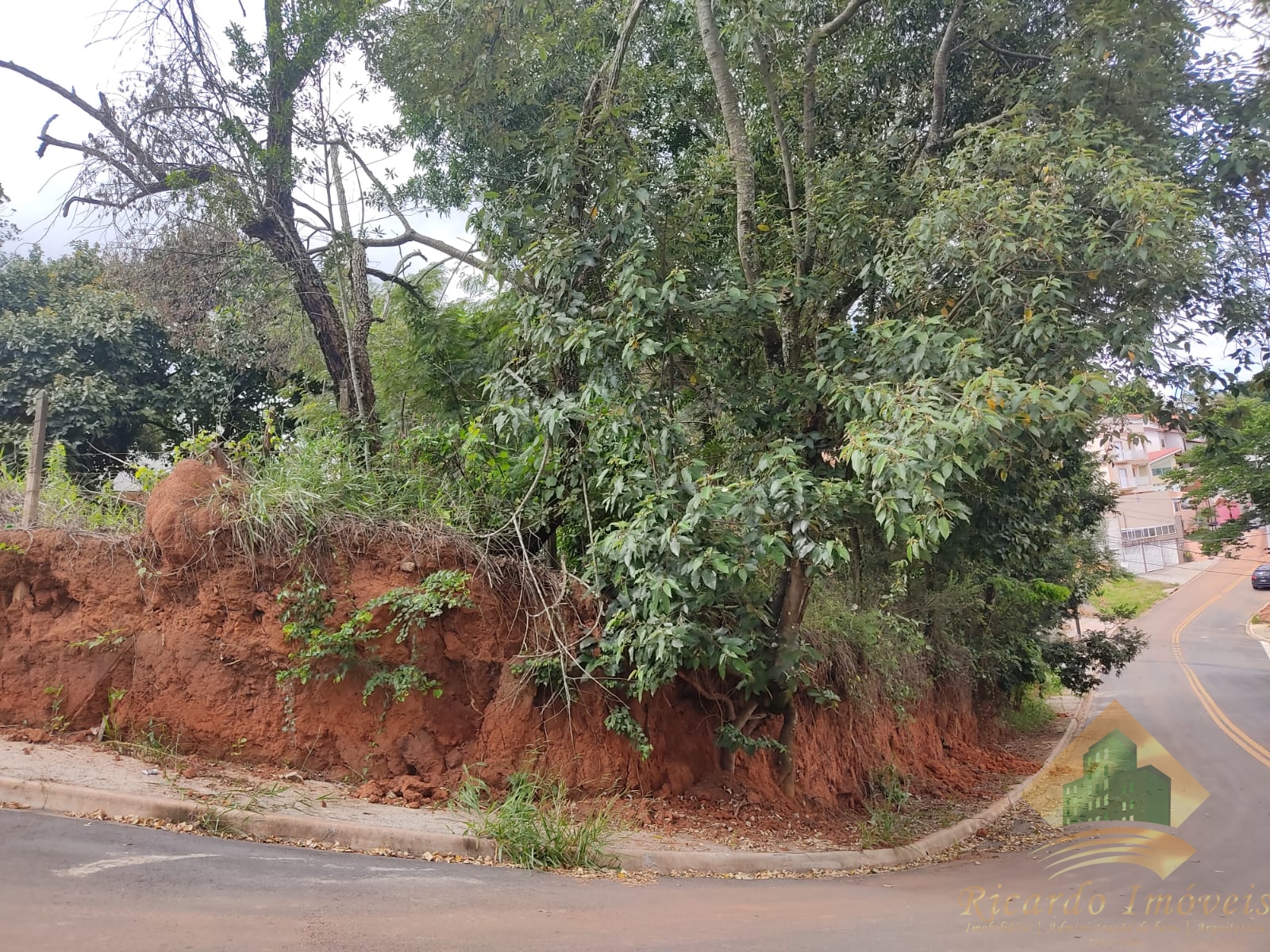 Excelente terreno de esquina em atibaia - foto 2