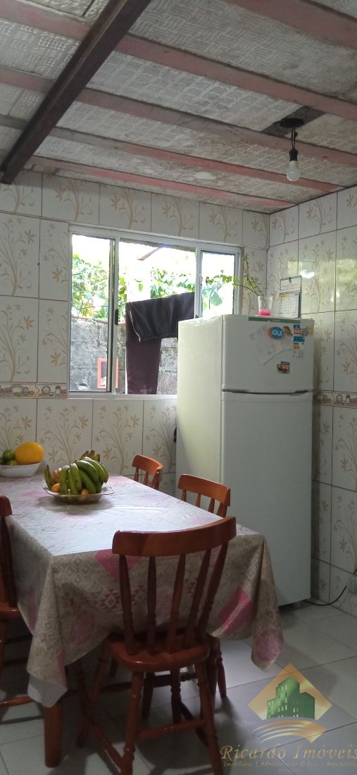 Casa c/ piscina e edícula no bairro sumidouro - ubatuba sp