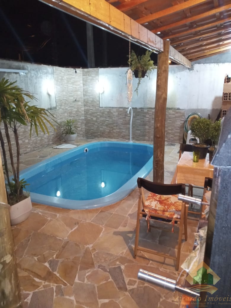 Casa c/ piscina e edícula no bairro sumidouro - ubatuba sp