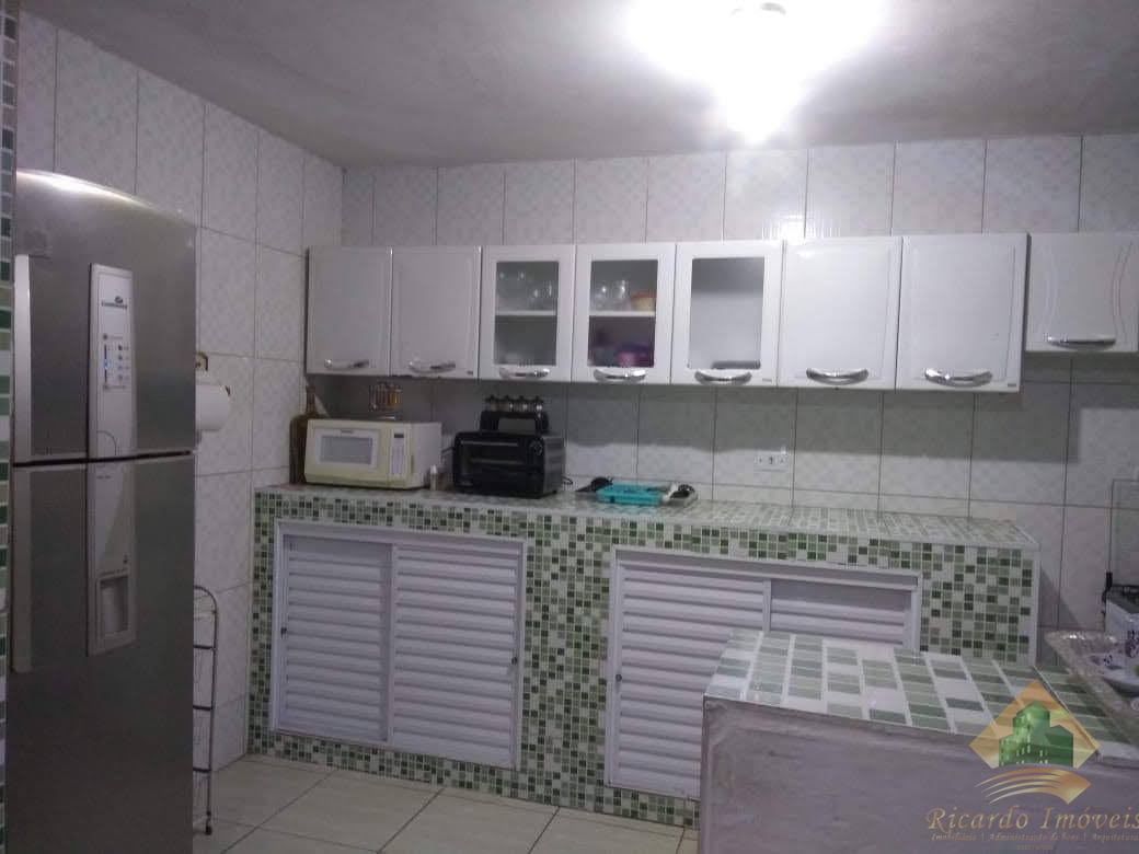 Casa c/ piscina a venda ipiranguinha a uma quadra da rodovia.