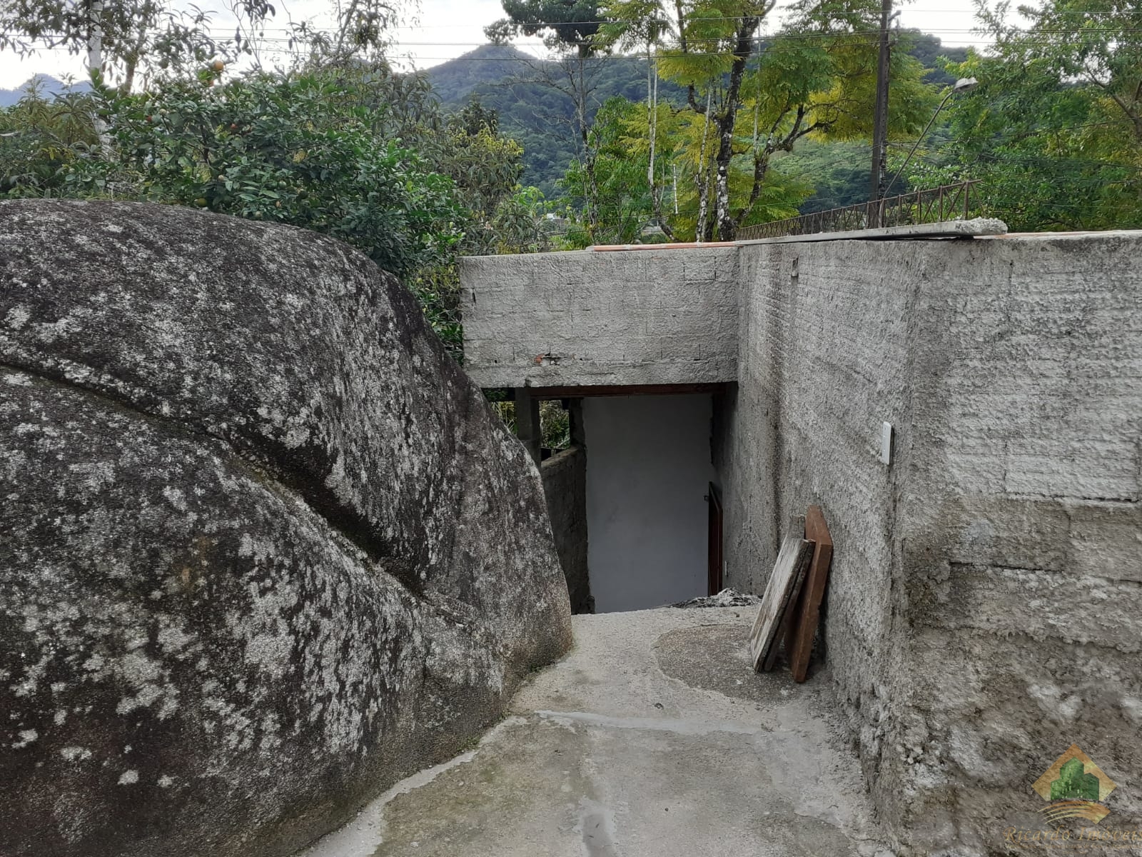 Sobrado a venda no sertao da quina - maranduba - ubatuba sp