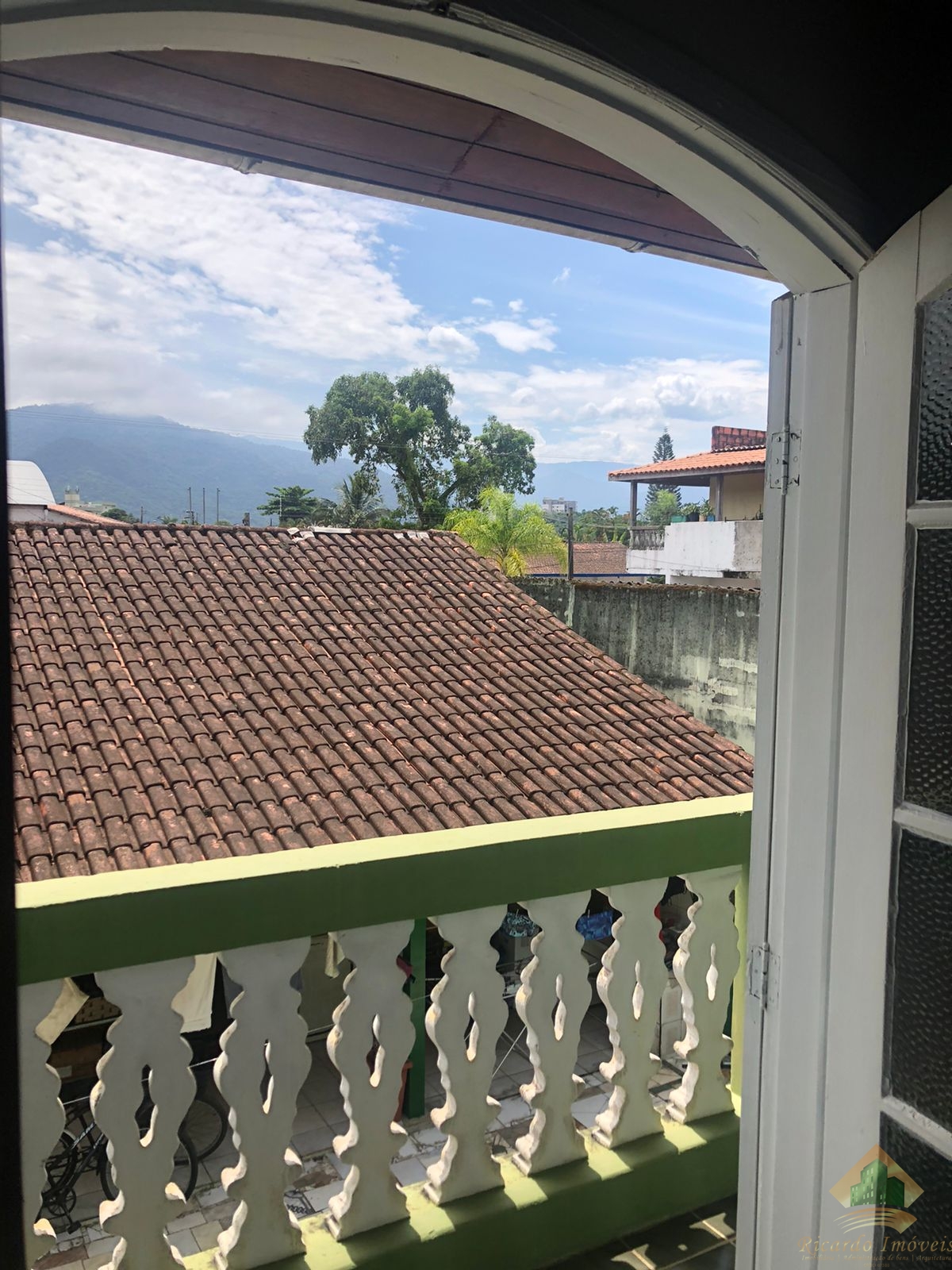 Vendo sobrado na estufa ii - ubatuba - sp
