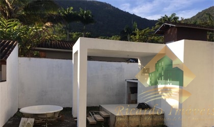 Belissima casa/sobrado a venda no bairro lazaro - ubatuba sp