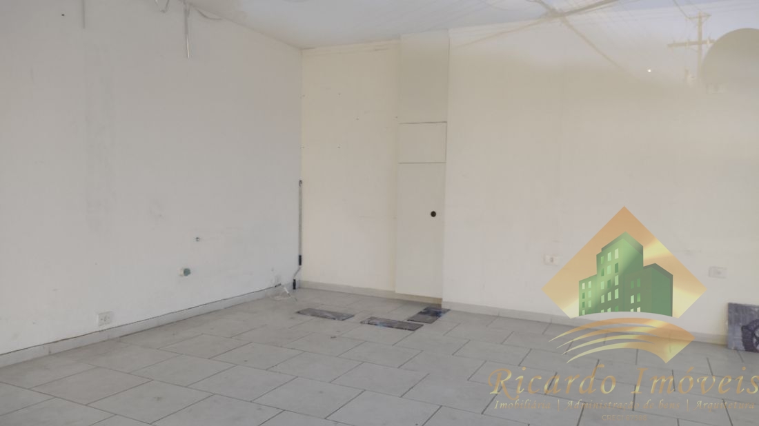 Casa de três dormitórios mais quatro salas comerciais à venda no centro