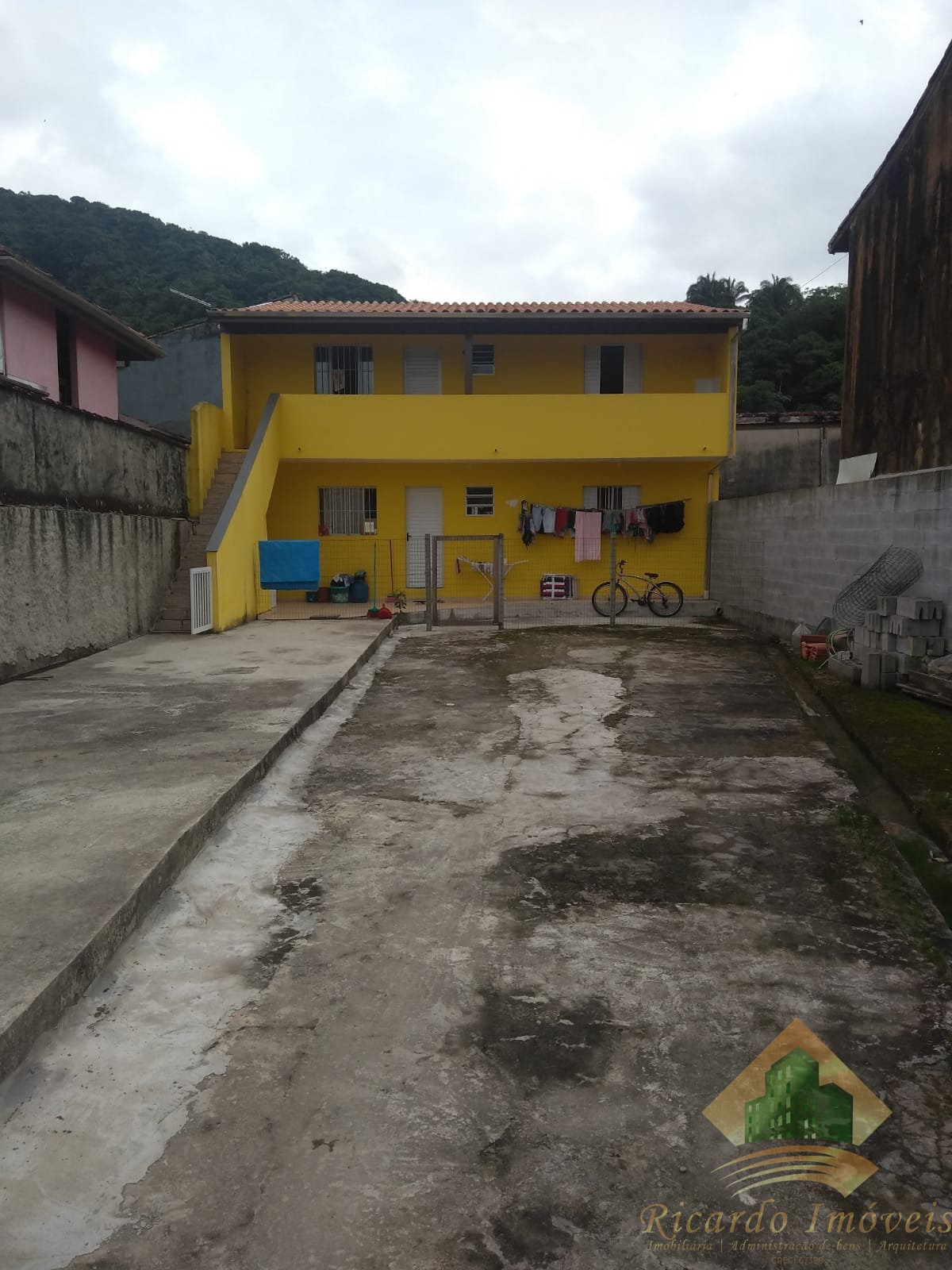 Três ótimas casas recém construidas à venda no sumidouro