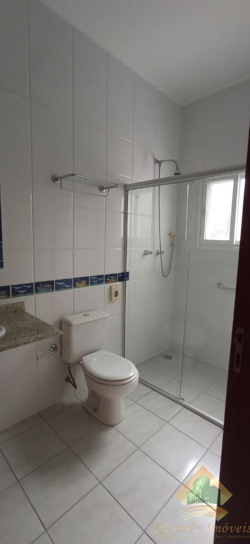 Hotel/pousada a venda a uma quadra da avenida mais movimentada do itagua - ubatuba sp