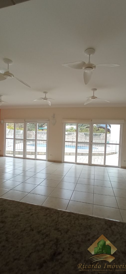 Hotel/pousada a venda a uma quadra da avenida mais movimentada do itagua - ubatuba sp