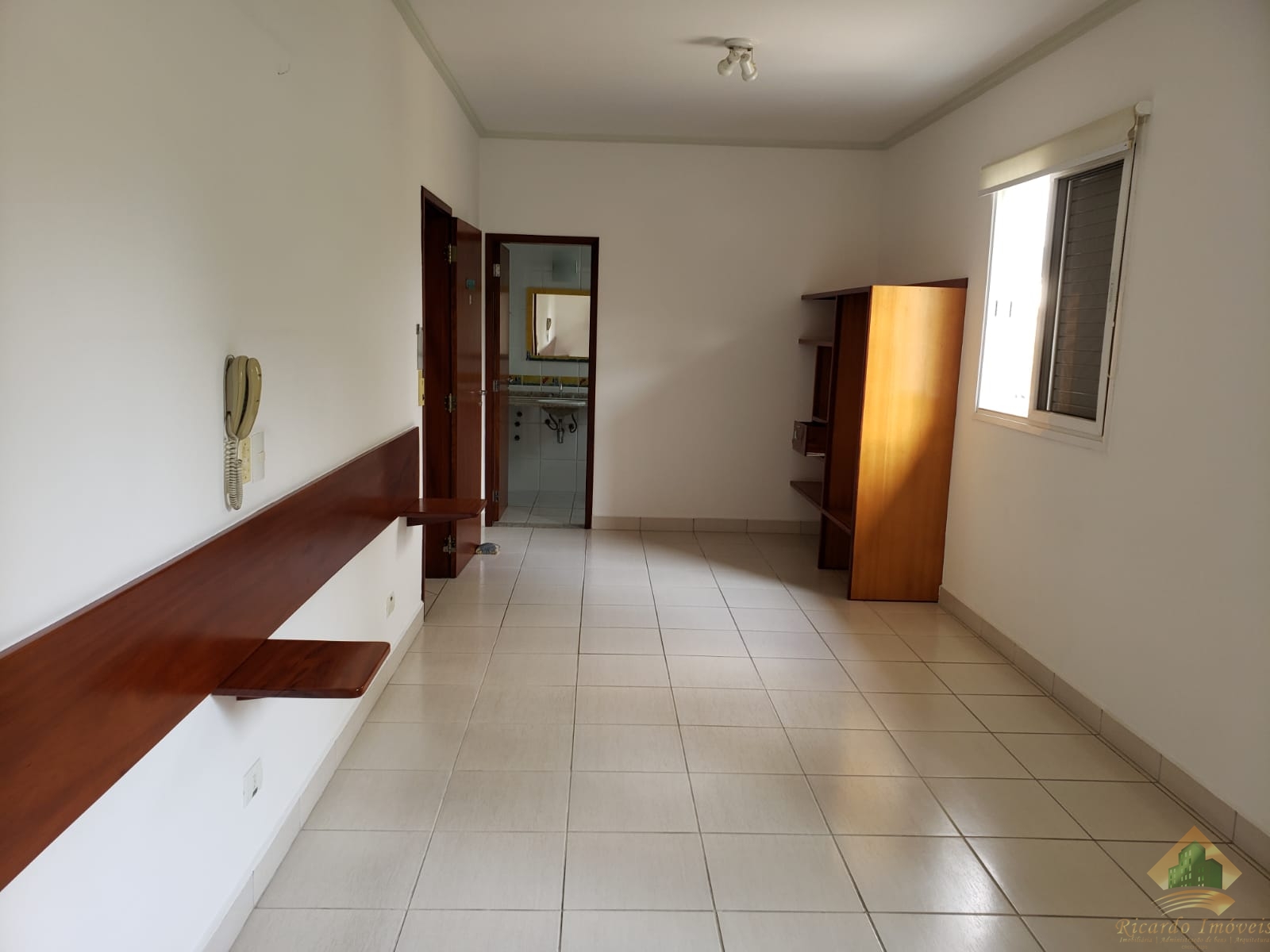 Hotel/pousada a venda a uma quadra da avenida mais movimentada do itagua - ubatuba sp