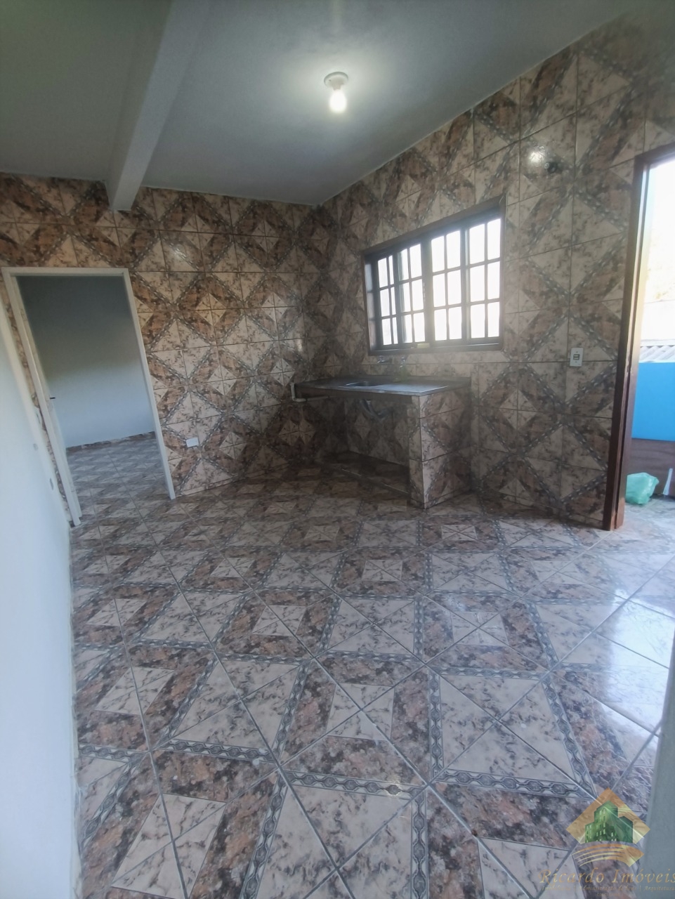 Excelente casa/sobrado c/ 02 andares localizado na estufa ii - ubatuba sp