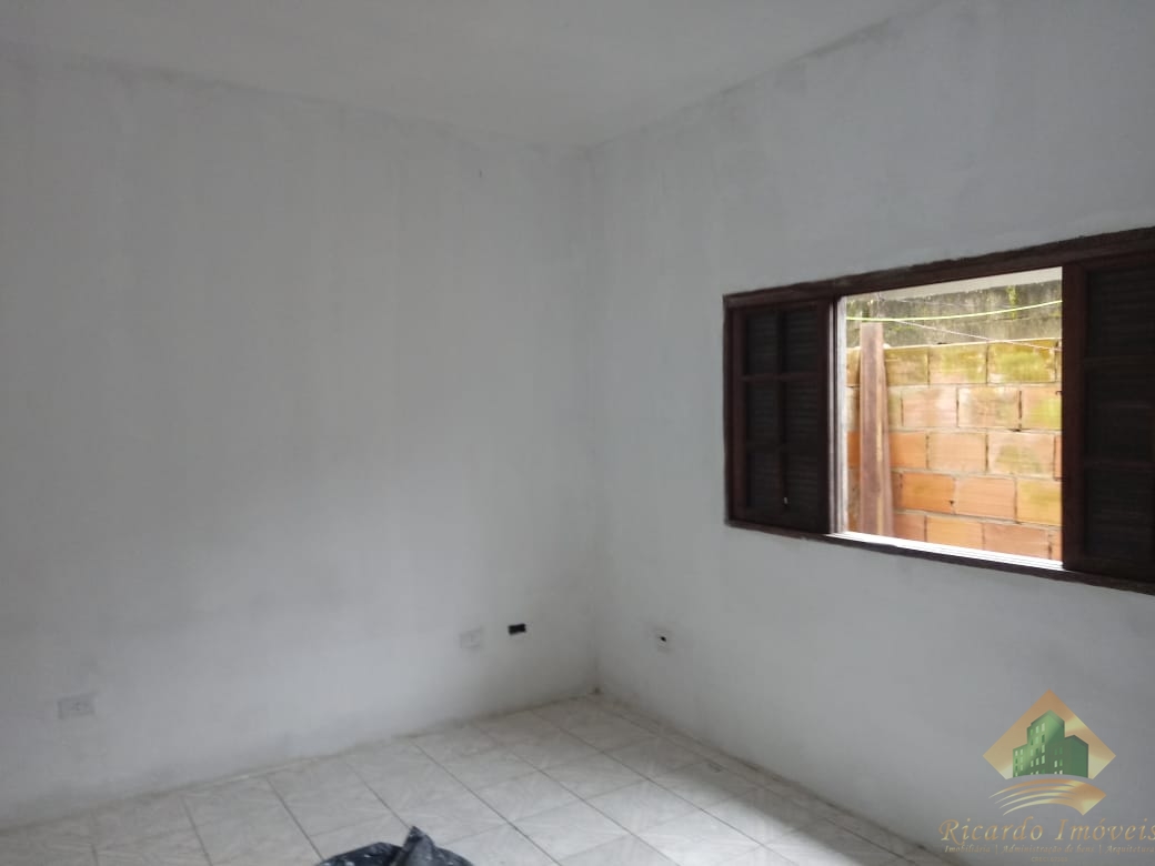 Excelente casa/sobrado c/ 02 andares localizado na estufa ii - ubatuba sp