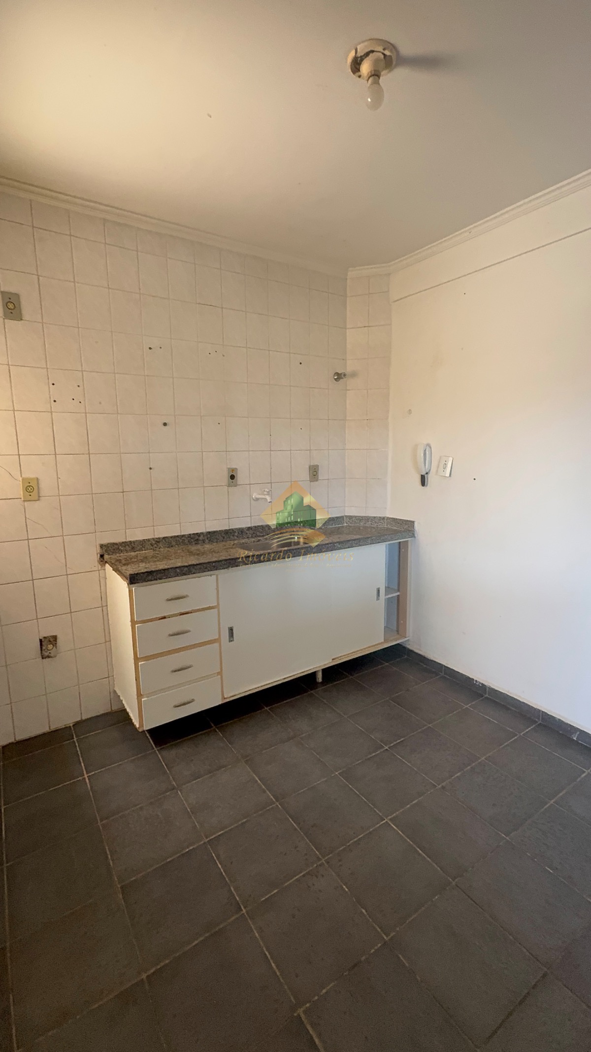 Excelente apartamento no centro da cidade